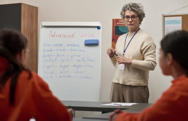 Czasowniki policzalne i niepoliczalne w angielskim – zasady i przykłady