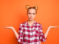 Dramat antyczny a dramat szekspirowski – porównanie i najważniejsze różnice