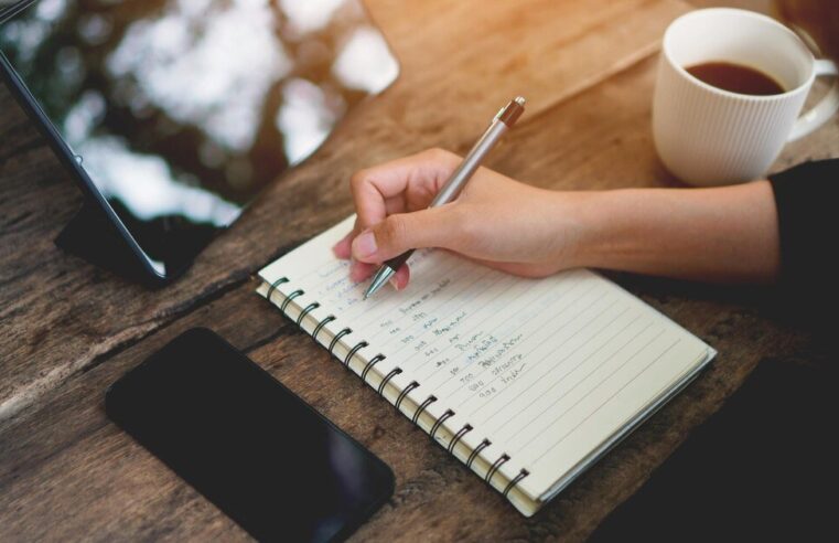 List do redakcji po angielsku – zwroty i przykładowy wzór