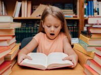 Nauka czytania metodą sylabową – na czym polega i jak zacząć