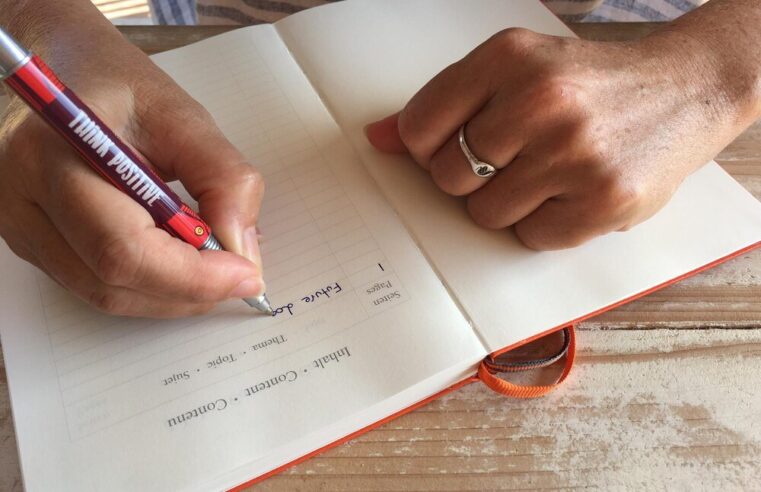 Odmiana nazwisk – zasady, przykłady, wyjątki