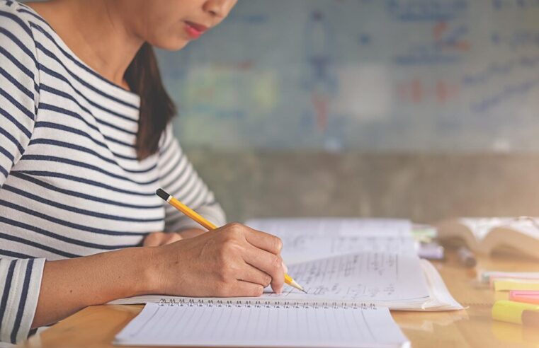 Odmiany przez przypadki – przykłady i ćwiczenia