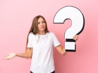 Z powrotem czy spowrotem – jak to poprawnie zapisać?