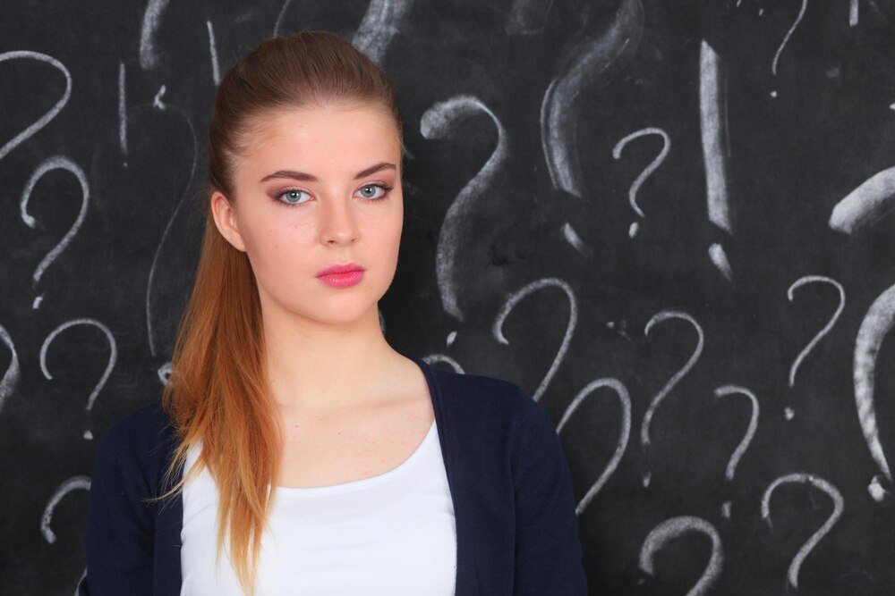 Mea culpa – co to znaczy i skąd pochodzi ten zwrot?